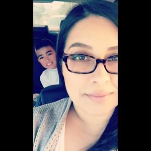 Meet your Posher, Daniela